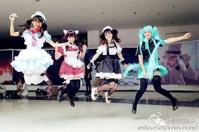 新华女神彬酱姐采访实录