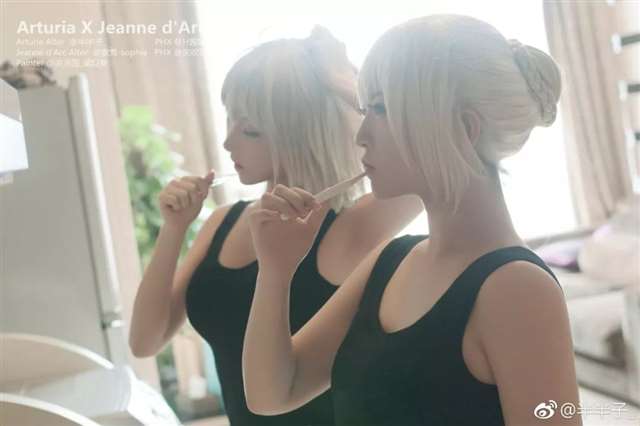 日常分享COS美图 性感COS半半酱