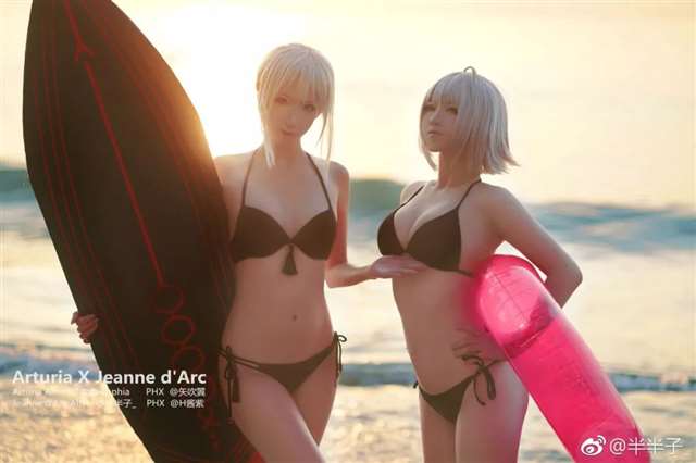 日常分享COS美图 性感COS半半酱