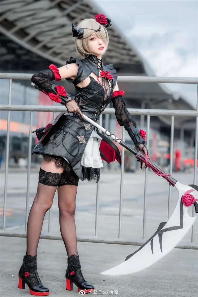 Cos—《崩坏3》丽塔  小姐姐cn：沧霁桔梗