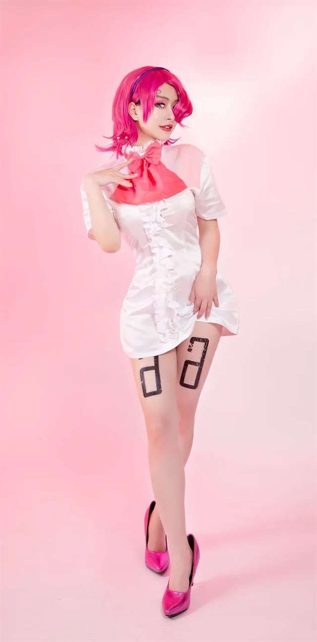 海贼王文斯莫克·蕾玖cos Cn：神秘得带头大哥