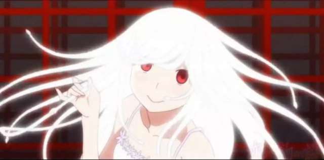 拥有红色瞳孔的二次元角色，你们觉得哪种发色配红眼会更美？