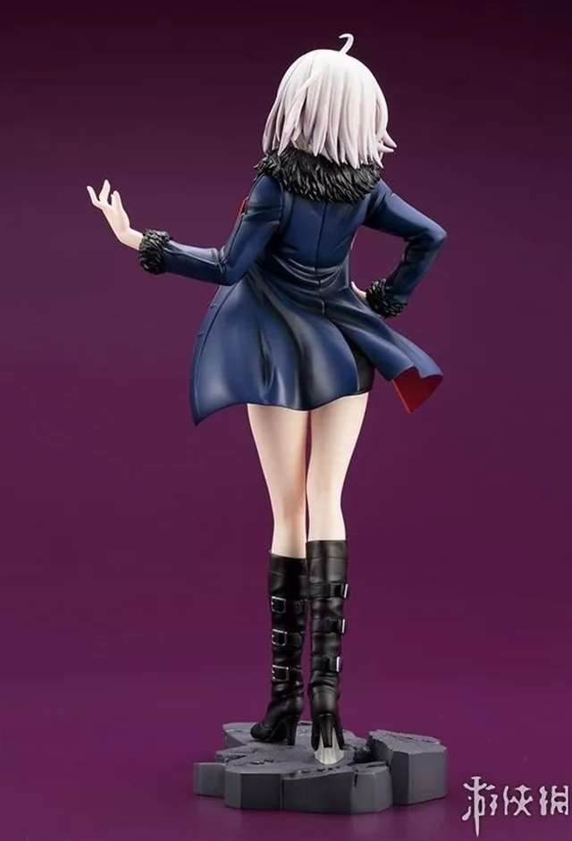 《Fate/Grand Order》中的幼女贞德表情就是一脸不屑！