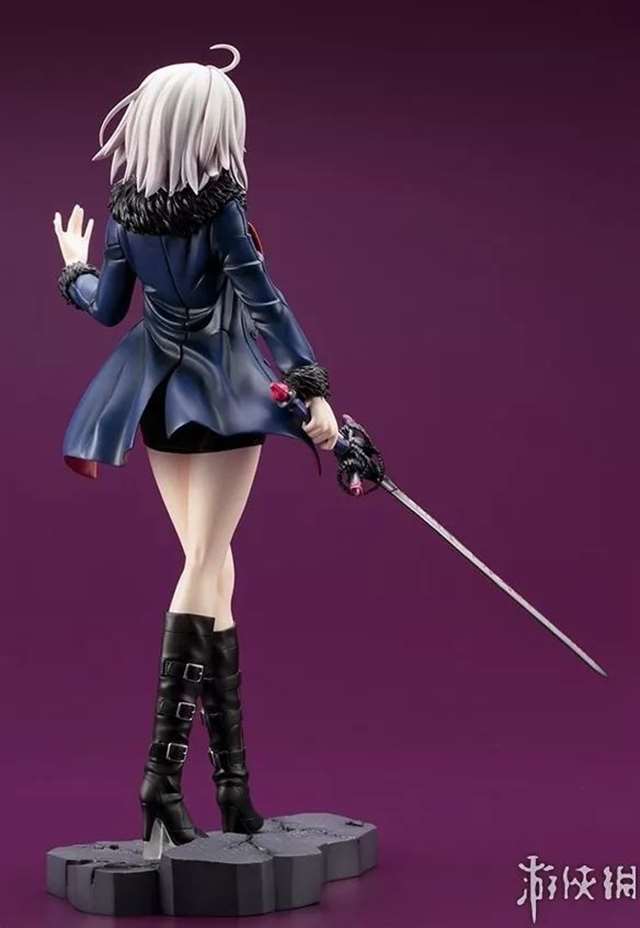 《Fate/Grand Order》中的幼女贞德表情就是一脸不屑！