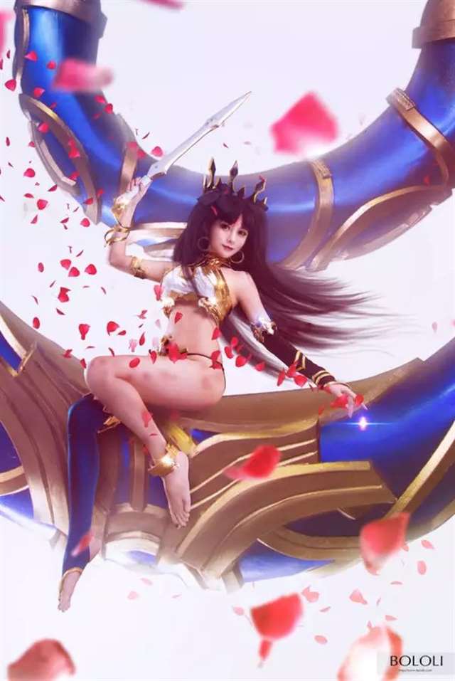 伊斯塔凛 cos cn: 夏美酱