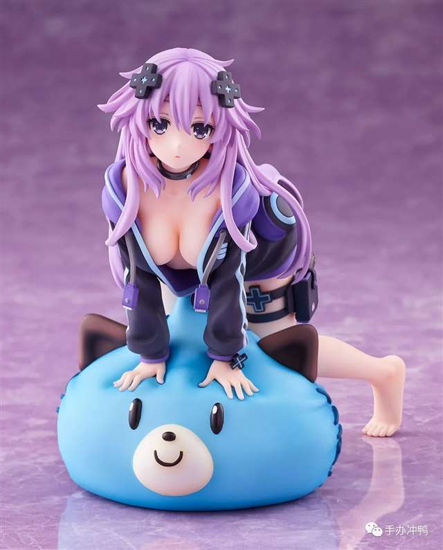 充满诱惑的《超次元游戏海王星》动画OVA中的大涅普