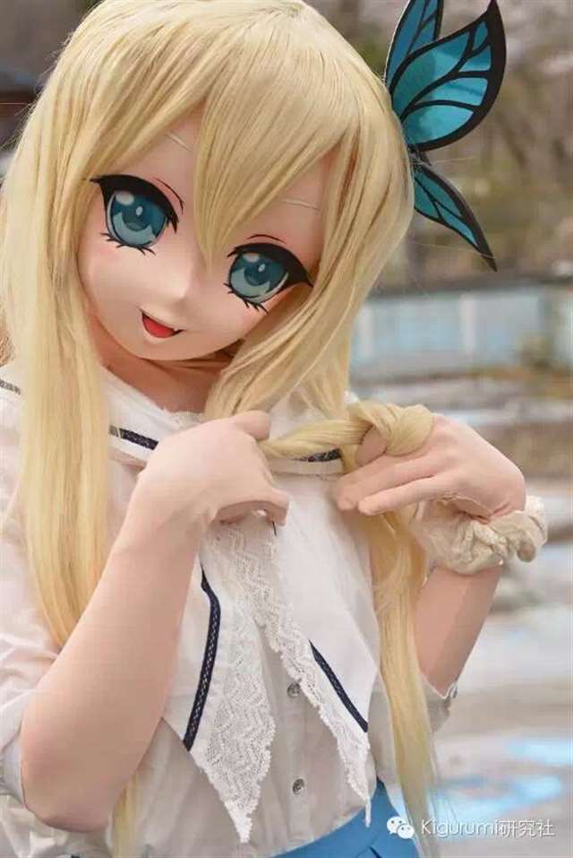 ACG界巨乳妹子《我的朋友很少》柏崎星奈