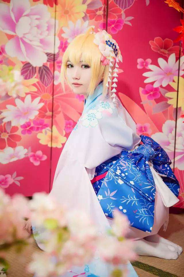 《Fate/stay night》的女主角尔托利亚·潘德拉 coser：风色夭夭