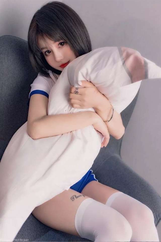 “欧尼酱～”cos出镜：@你甜姐儿<