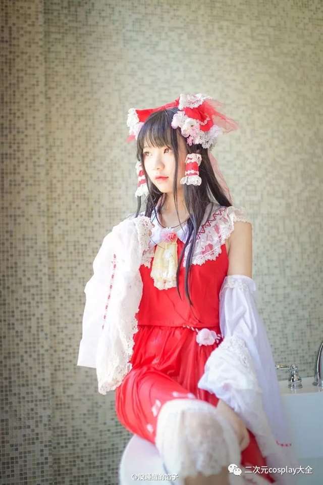 博丽灵梦，《东方Project》 coser@没睡醒的馅子