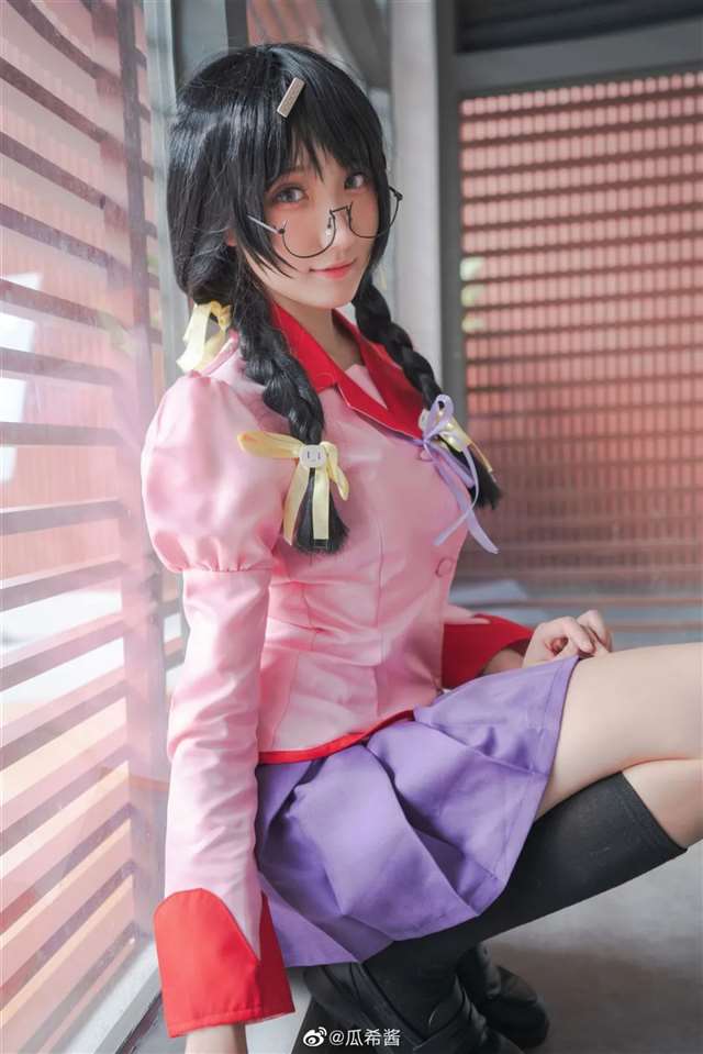  Cos—《化物语》羽川翼 小姐姐cn：@瓜希酱