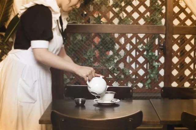 关于动漫的女仆装的由来