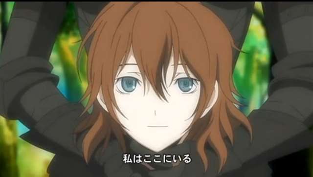 一个动漫女孩抱着自己头颅 无头骑士异闻录