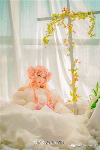  尤菲米娅.li.布里塔尼亚 cos正片