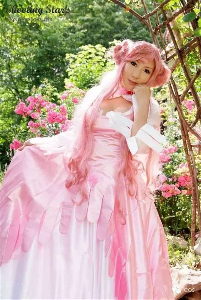 PS：爆乳怨妇 《叛逆的鲁鲁修》尤菲米娅COS