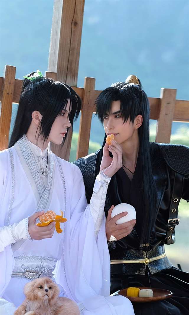 墨燃，《二哈和他的白猫师尊》中的男主角coser@CASO-卡索@朕我一下