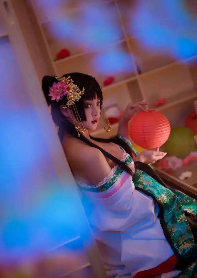 coser枣糕君《双月之城》