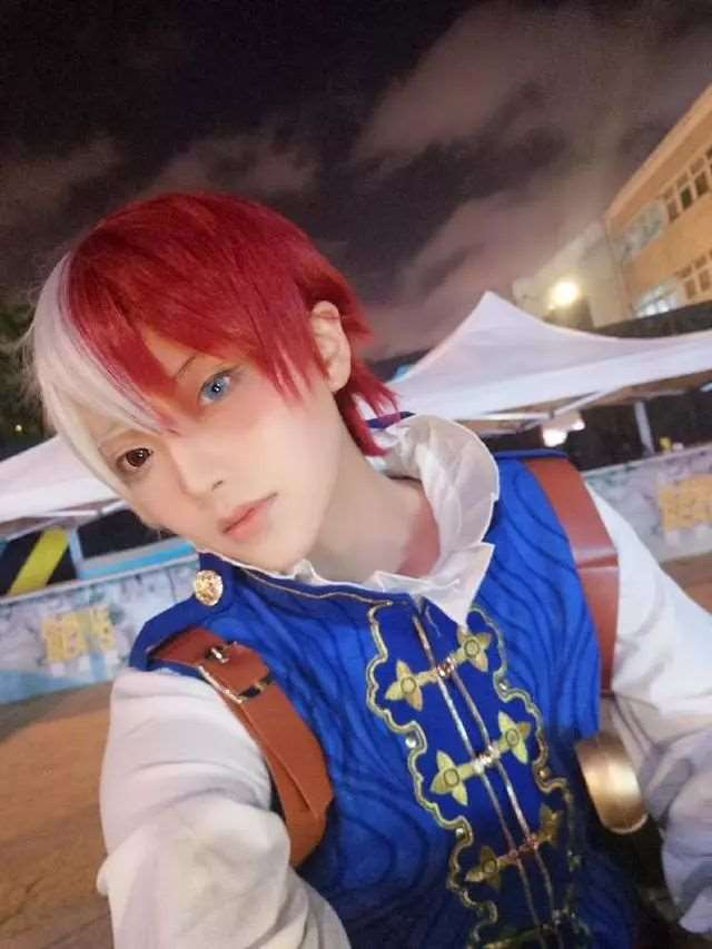 知名Coser《枣糕》