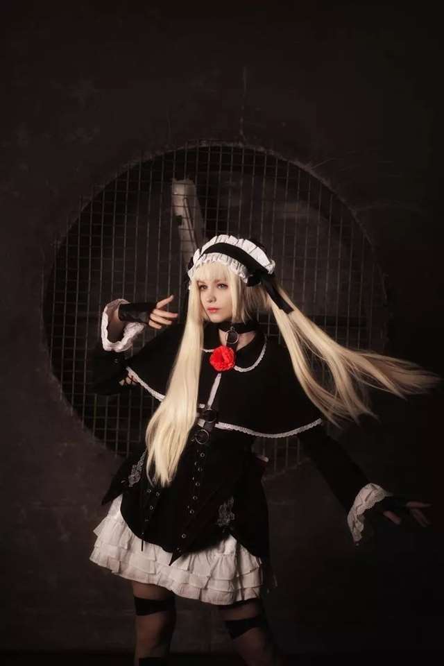 玛丽·萝丝是《死或生》COS