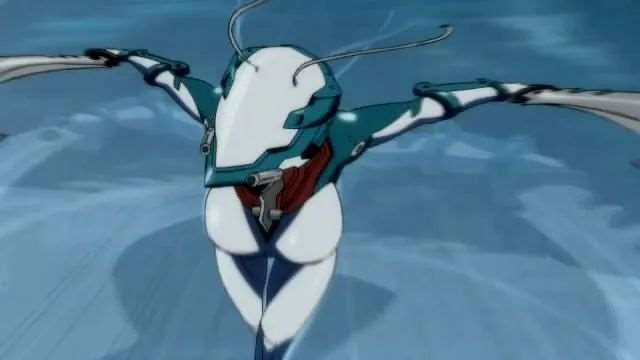 《雏蜂》的女主角——琉璃手办