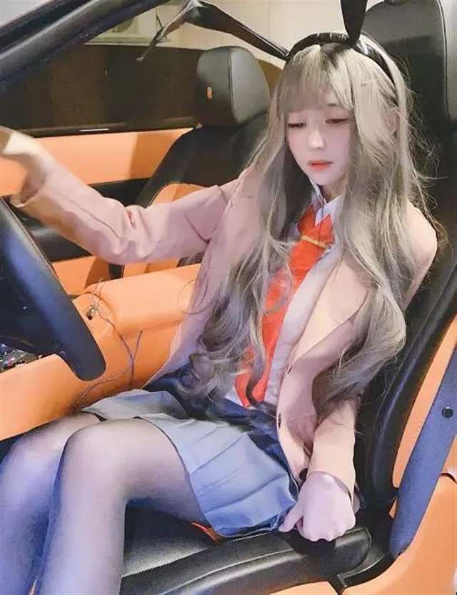 麻衣学姐cos合集，大家更喜欢哪一位COS的麻衣学姐(樱岛麻衣)呢？