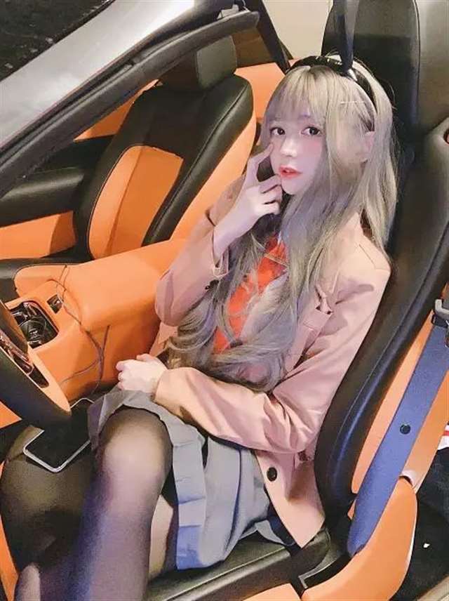 麻衣学姐cos合集，大家更喜欢哪一位COS的麻衣学姐(樱岛麻衣)呢？