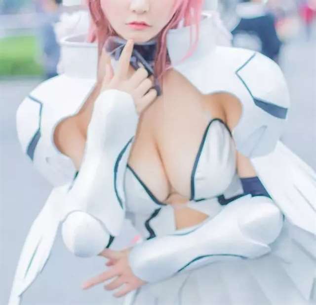 Cos作品：伊卡洛斯——《天降之物》Coser：三刀刀刀刕