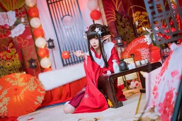 《凹凸世界》凯莉和服Cos 