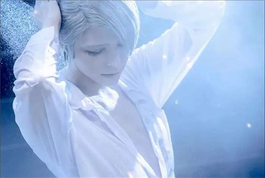  《冰上的尤里》维克多：@wiru_son COS