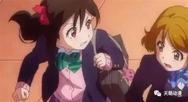 niconiconi~矢泽妮可手势真正的用意