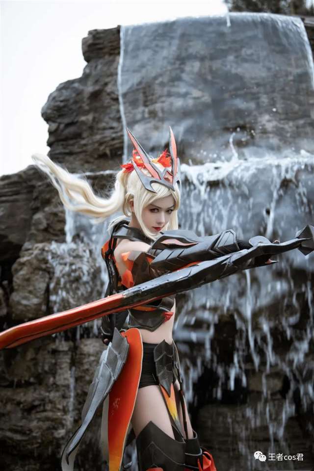 王者荣耀 花木兰cos 娇小可爱猎龙者