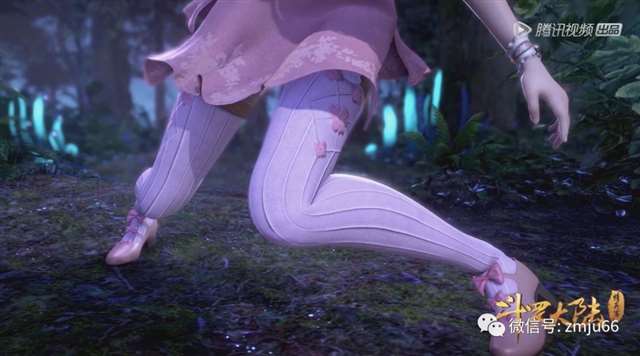 你们觉得唐三母亲和小舞两人的大长腿相比的话，谁更厉害呢？