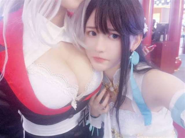 糕哥枣糕cos，奇耻大乳