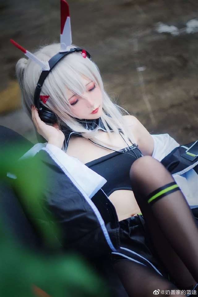 凌波 柚：@奶盖家的蓝【cos正片】 碧蓝航线 凌波 柚