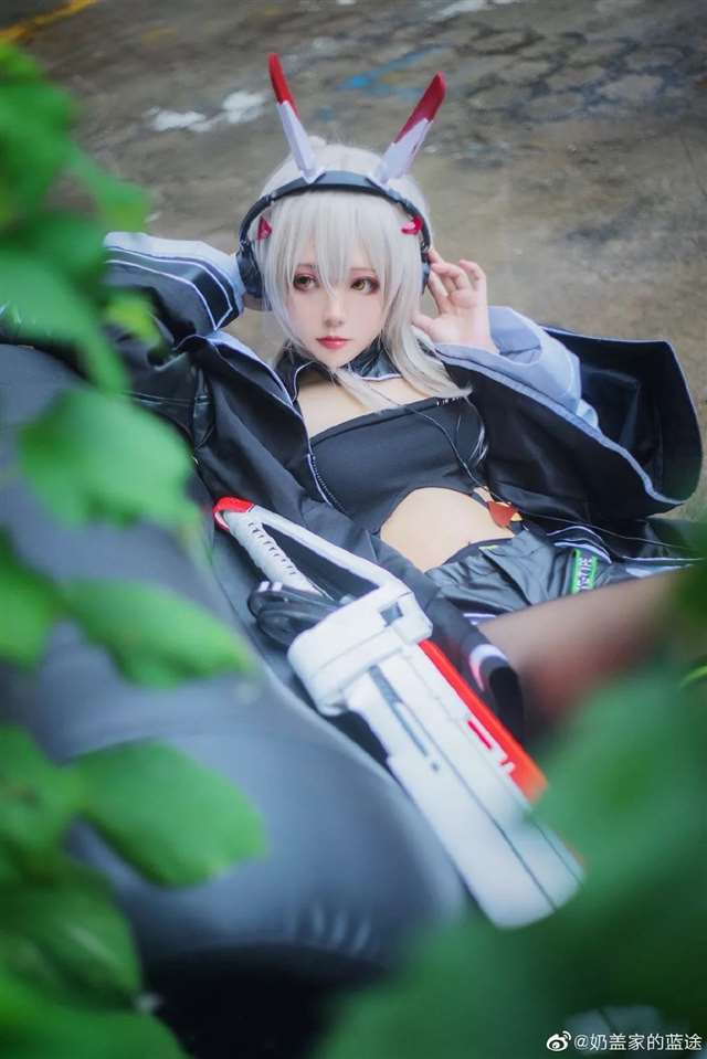 凌波 柚：@奶盖家的蓝【cos正片】 碧蓝航线 凌波 柚