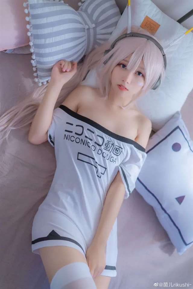 菌儿rikushi的碧蓝航线柚cos