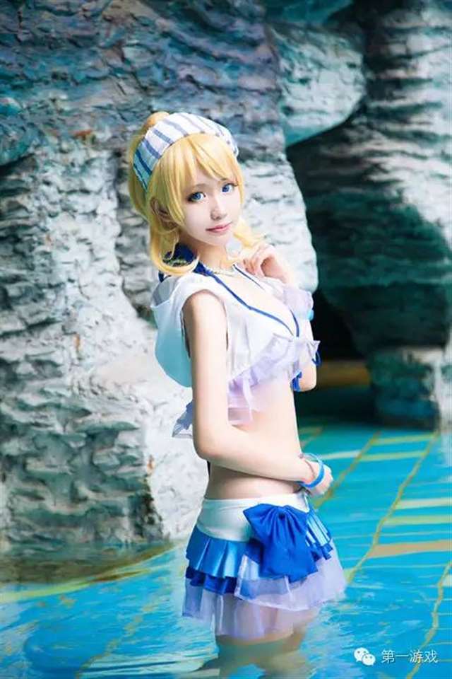 Cosplay《lovelive!》 绚濑绘里水着装COS赏