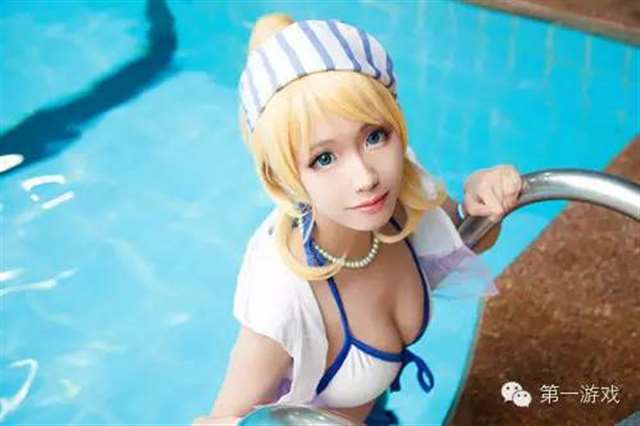 Cosplay《lovelive!》 绚濑绘里水着装COS赏