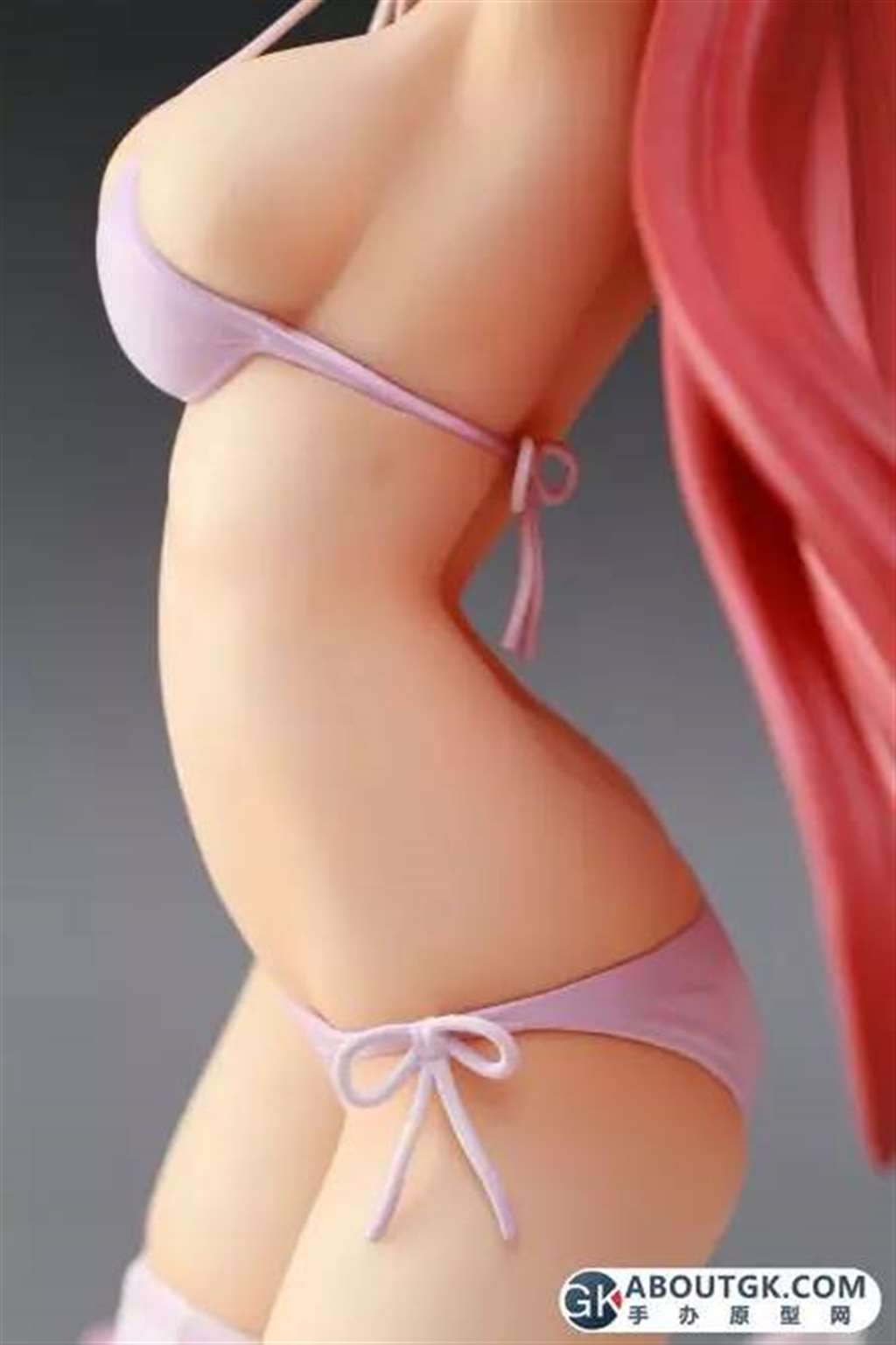 向坂环 白色巨乳泳装