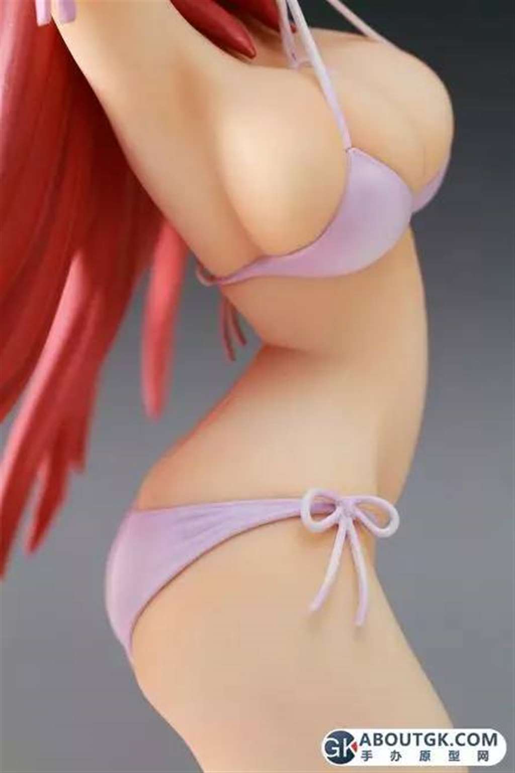 向坂环 白色巨乳泳装