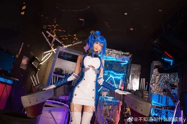 cos正片 Cos—《碧蓝航线》圣路易