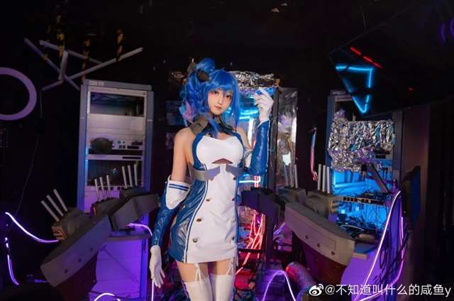 cos正片 Cos—《碧蓝航线》圣路易