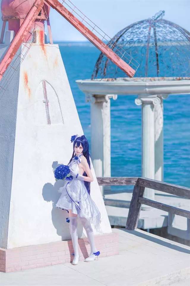 崩坏3》女武神芽衣cos 出境：淇淋兔