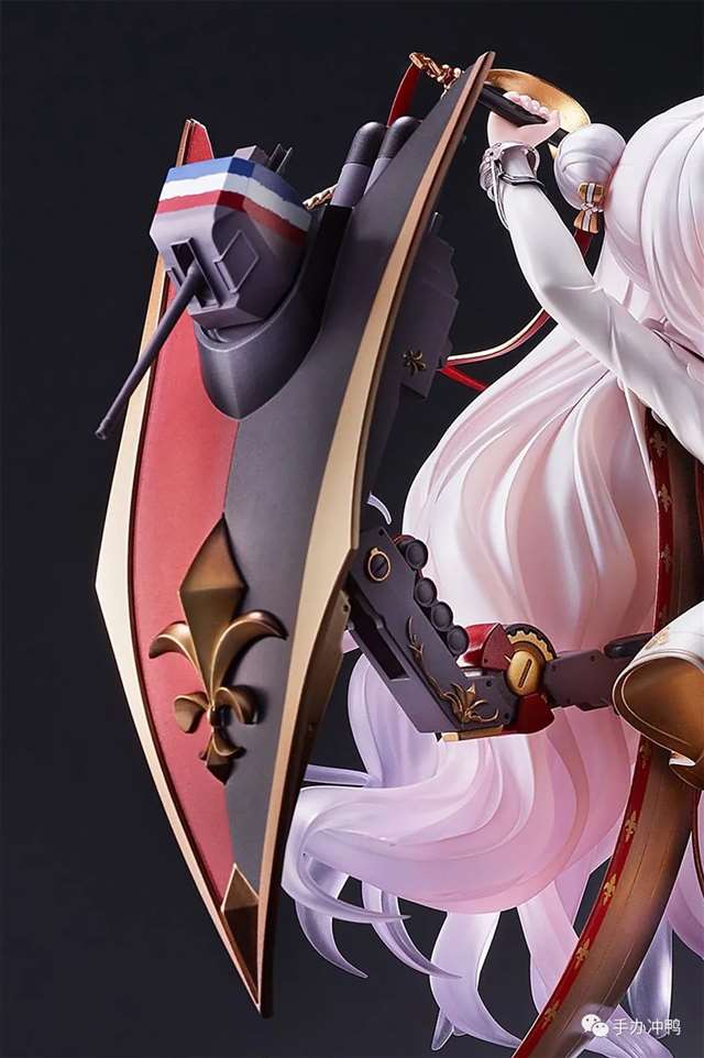 《碧蓝航线》恶毒香甜气息的白丝美腿