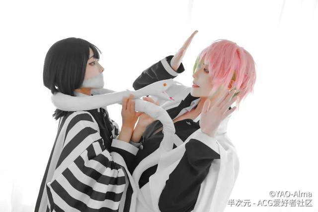 伊黑小芭内性转cos