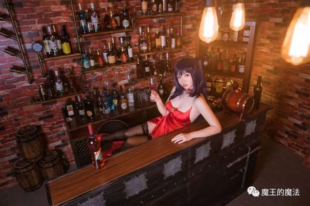 碧蓝航线大凤COS赏析