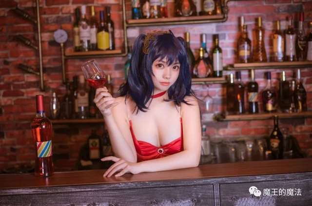 碧蓝航线大凤COS赏析