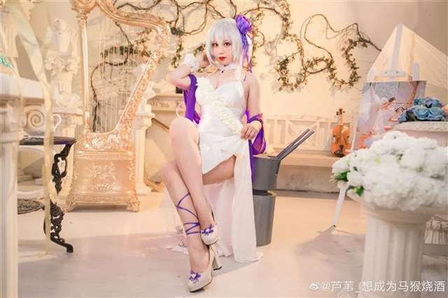 cosplay《碧蓝航线》天狼星小姐姐出镜：-@芦苇_想成为马猴烧酒
