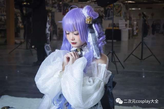 《碧蓝航线》独角兽的cosplay 原po微博：呆头熊阿