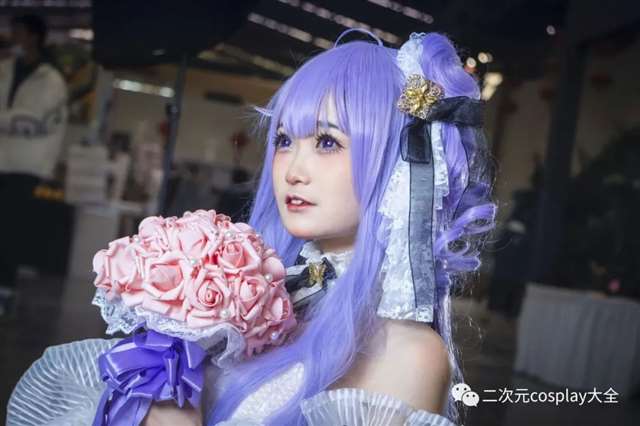 《碧蓝航线》独角兽的cosplay 原po微博：呆头熊阿